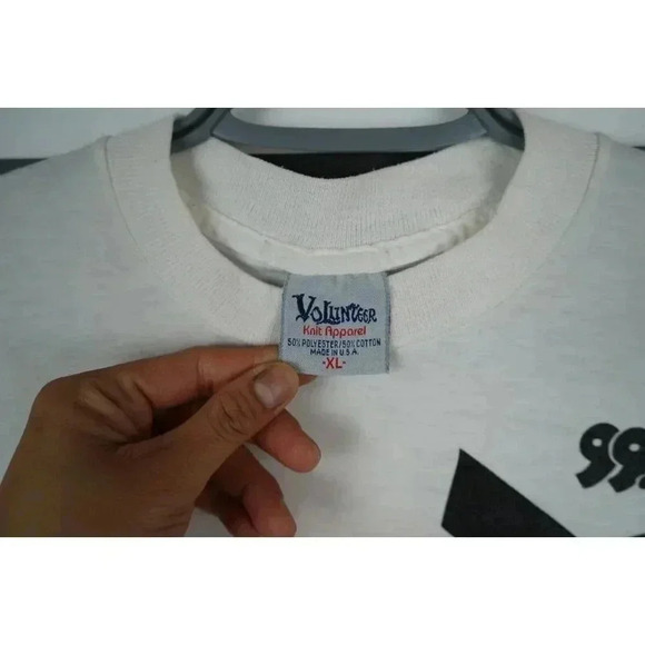 Vintage 90s Coca-Cola Summer Beach T-Shirt Men's Large | Item #709 - Picture 7 of 10